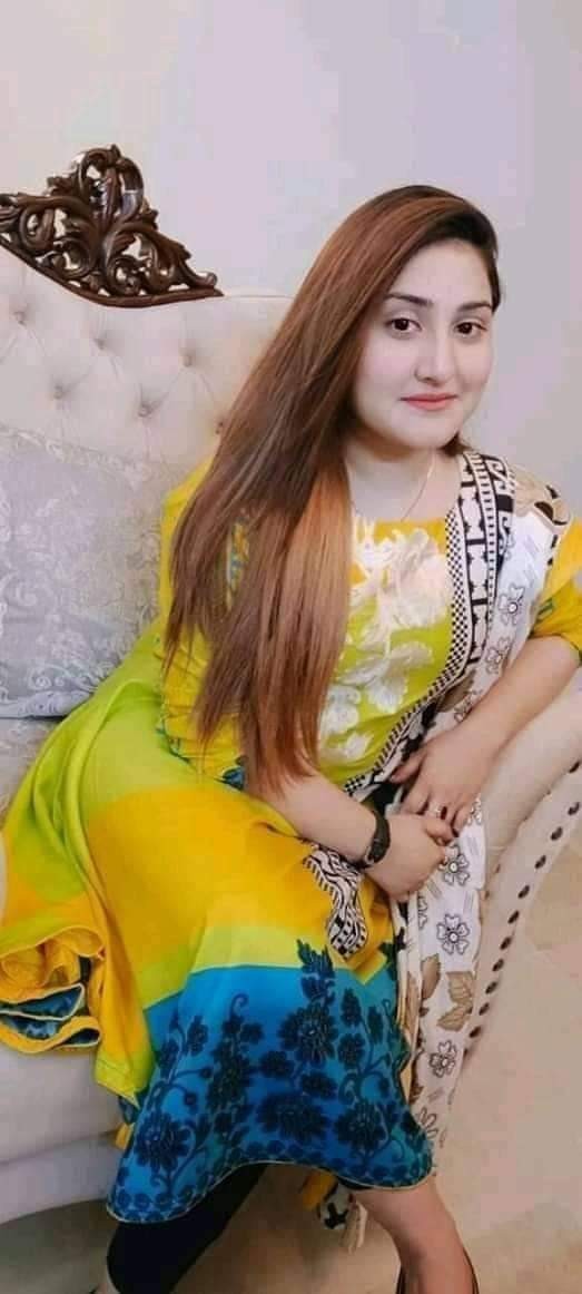 Komal call girls in Islamabad 03165335770