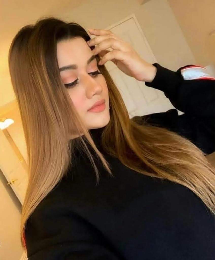 mr-osama-03071404444-vip-models-escorts-lahore-all-time-available-university-girls-tiktok-models-hot-models-escorts-lahore-03231477777-mr-osama-small-3