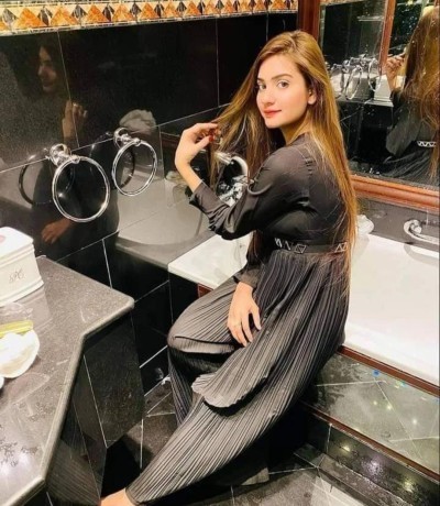 Luxury Escort (0322-6010101) Premium class young Girls Available in Lahore Bahria town & Joher town & DHA