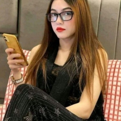 Independent House Wife Available Short & Night Service 24\7 IN Lahore.{03352200006}