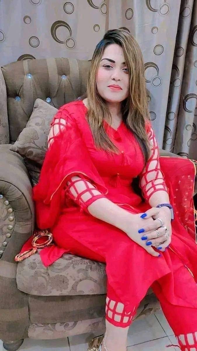 100+ Collection of Fresh Call girls in Islamabad & Rawalpindi Call girls contact now (03279066660)