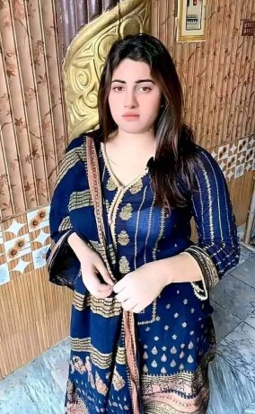 independent-sexy-house-wife-available-in-rawalpindi-bahria-town-phase-7-contact03279066660-big-1