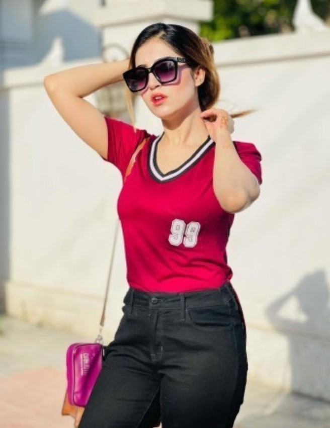 independent-sexy-house-wife-available-in-rawalpindi-bahria-town-phase-7-03279066660-small-3