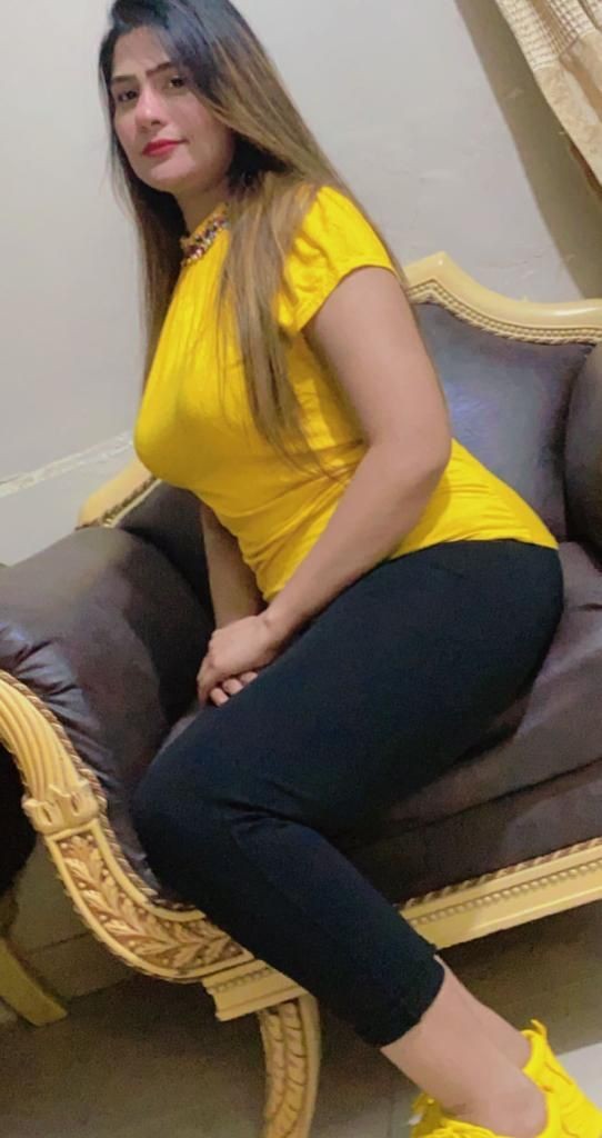 elite-class-escorts-girls-in-rawalpindi-bahria-town-phase-7-good-looking-staff-contact-whatsapp-03279066660-small-3