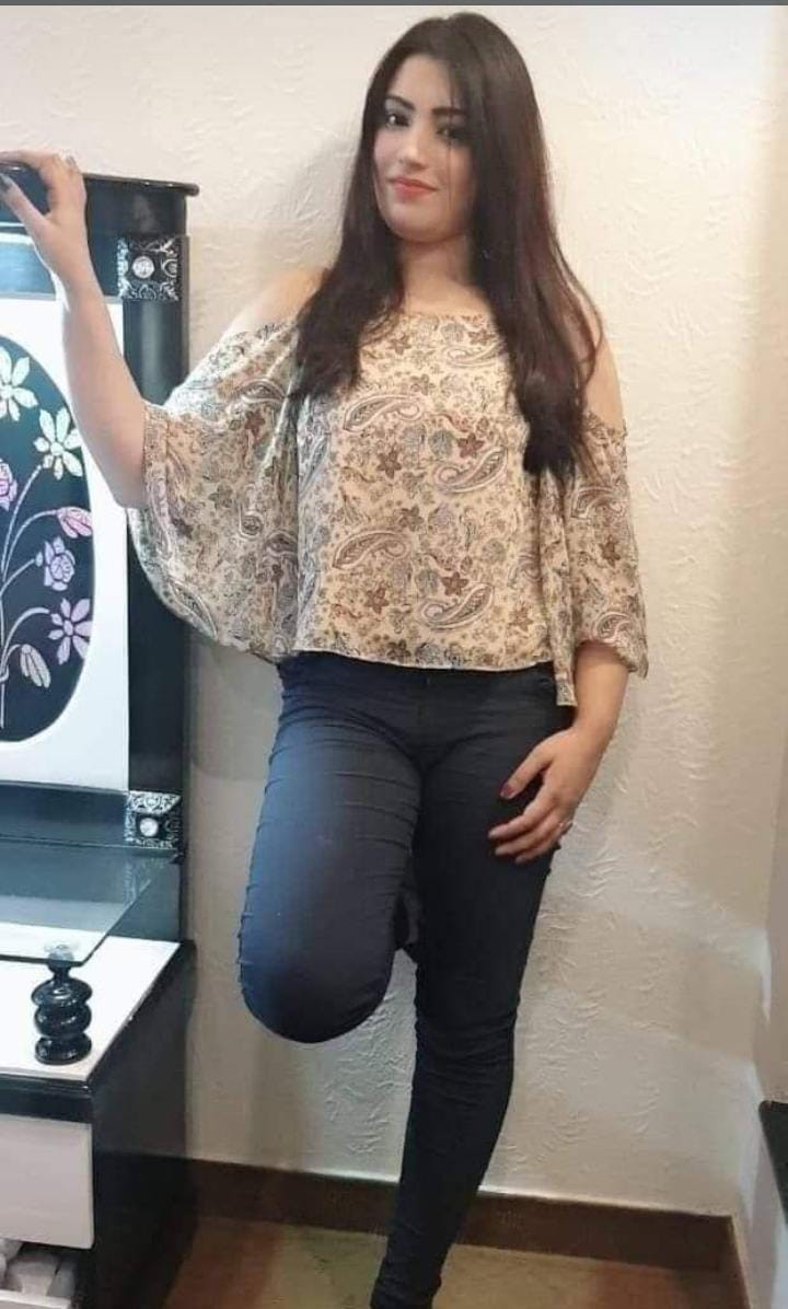 Chubby & Classy Call girls Available for Sex in Rawalpindi Bahria Town Call girls contact. (03279066660)