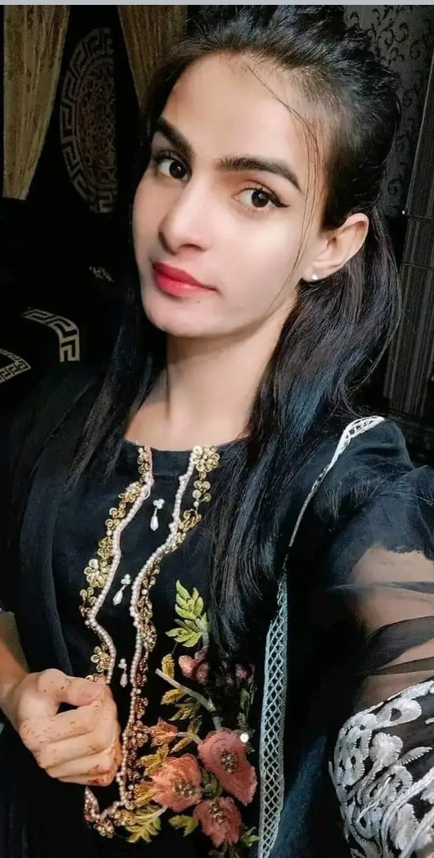 03296115546 girls available hai