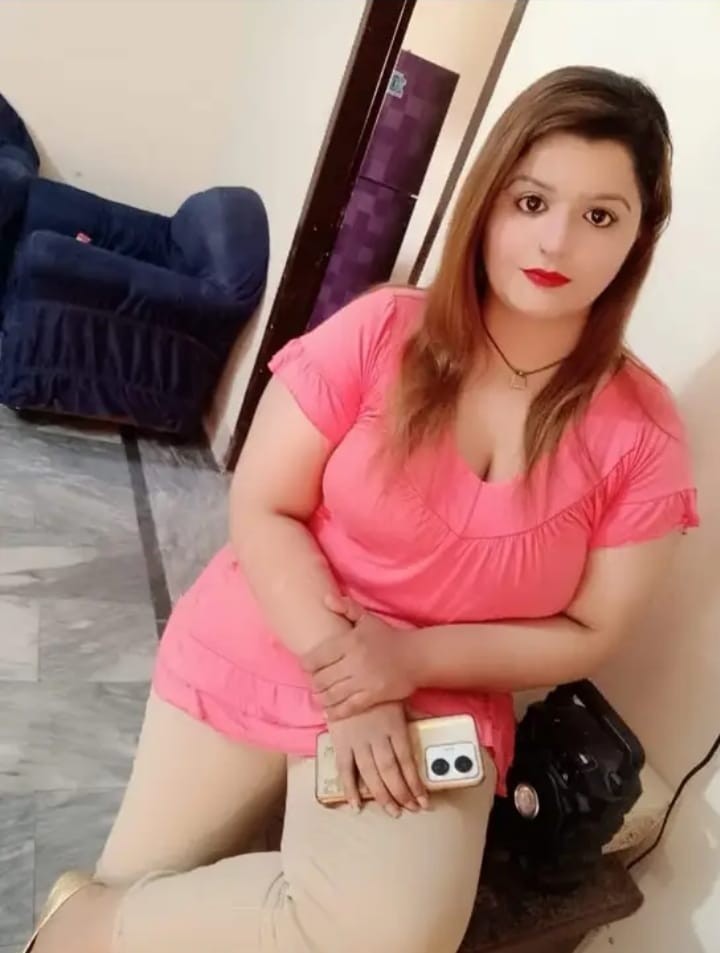 03296115546 girls available hai