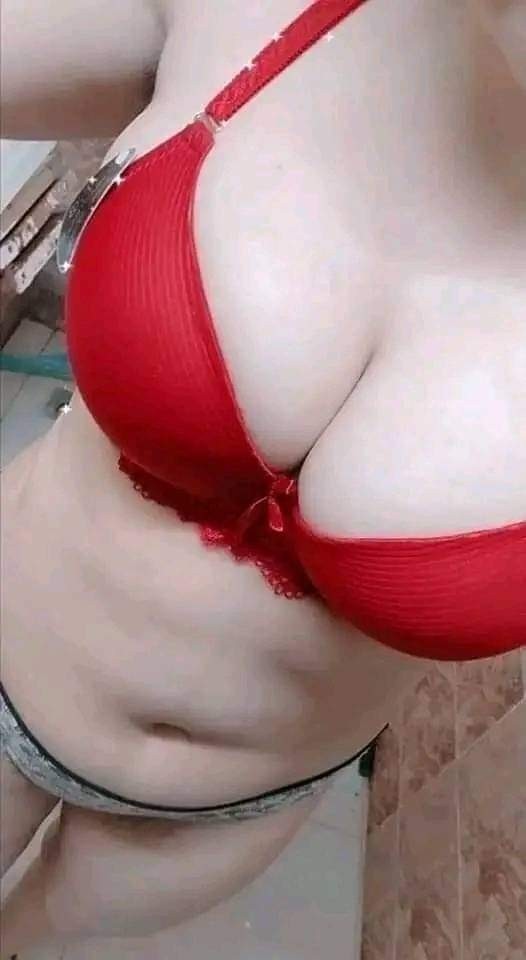 Only video call with face our voice ka sath just video call available no real Meetup