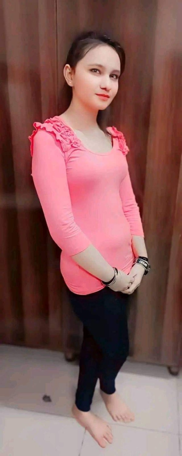 Girl service available hai 03276971102