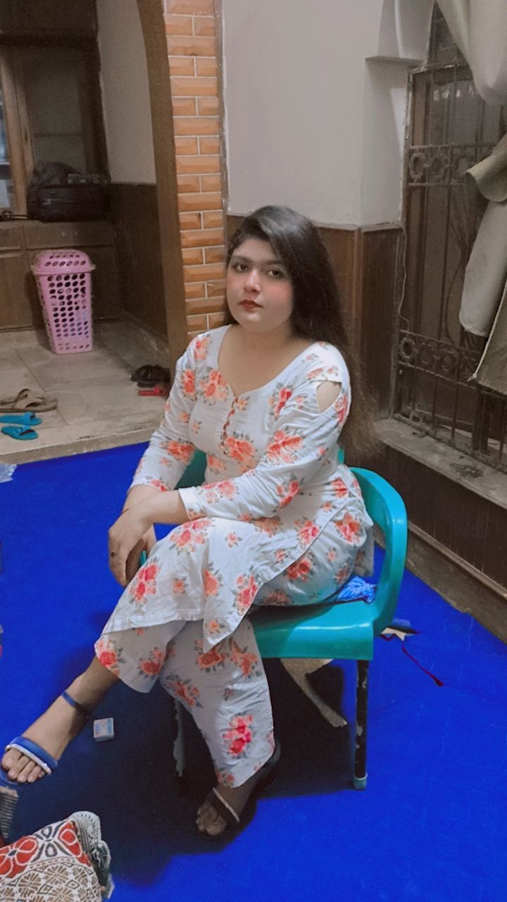 call-girls-in-lahore-small-3