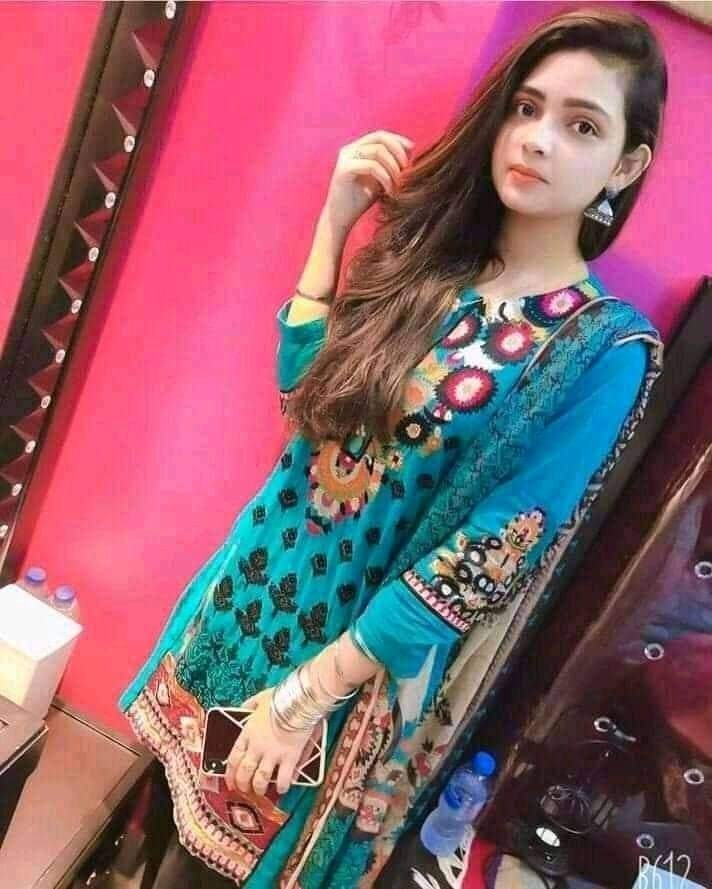 Call girls in Lahore service available