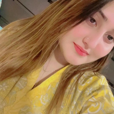 anaya-khan-teenage-call-girls-in-lahore-outcall-big-1