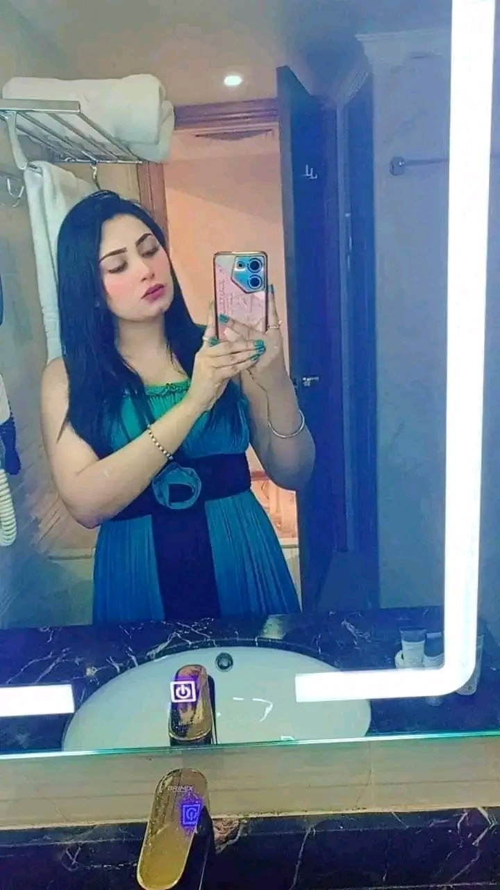 Video call service available my WhatsApp number 03098359088