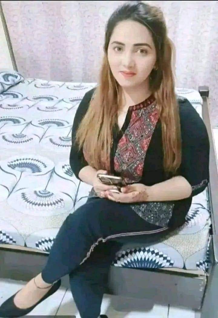 Have video call service and voice call and chat service available no real meet only video cal... Category: Personals Phone & Cam