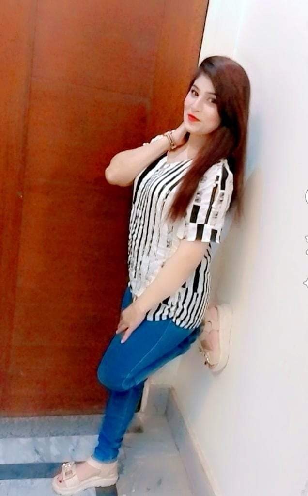 massage-canter-lahore-vip-beautiful-student-staff-available-ana-service-available-03299423962-small-1