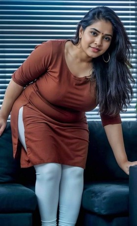 kiran-0328-7004152-university-house-call-girls-big-2