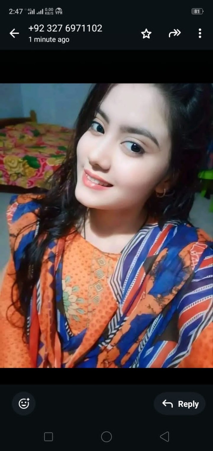 Girl service available hai 03276971102