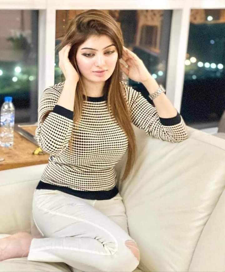 massage-canter-lahore-johar-town-vip-student-young-girls-night-shot-service-available-small-1