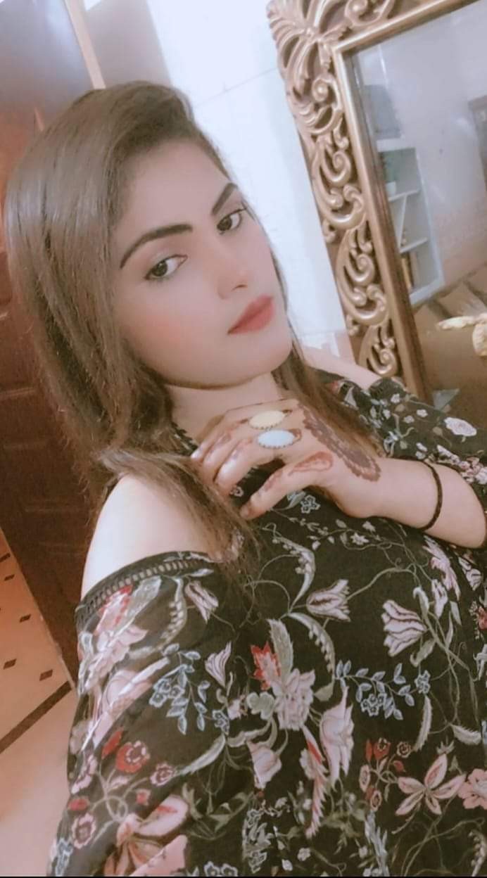 Barkat market massage centre Lahore student young girls night shot service available