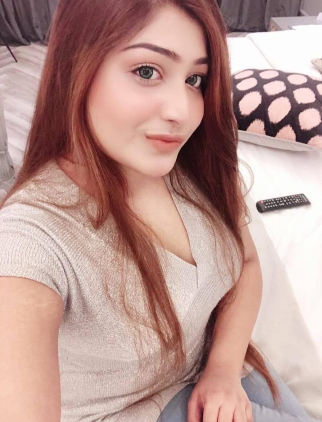 escorts-in-rawalpindi-bahria-town-phase-1-height-1-contact-information-03346666012-small-4