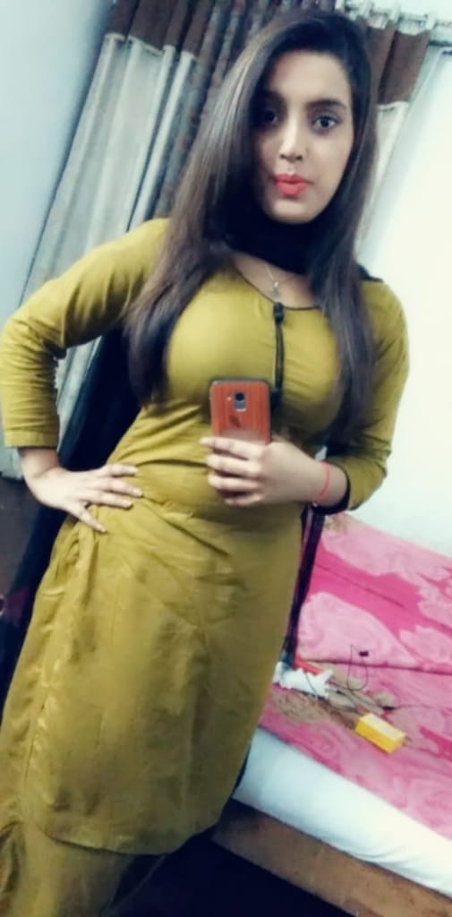 Call girls in Lahore service available