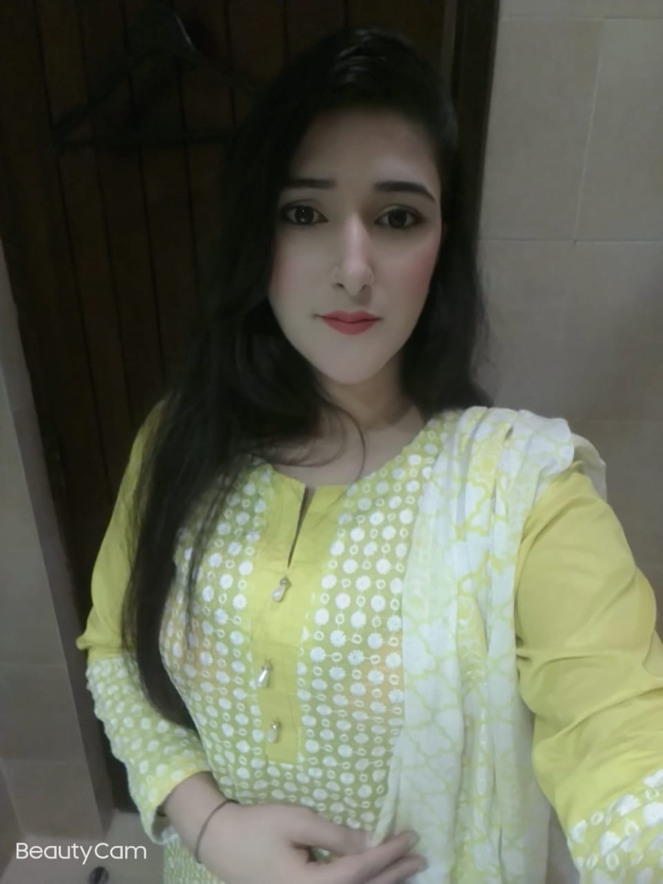 call-girls-in-lahore-service-available-small-3