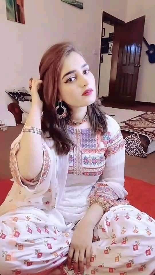 Only sex girl available short night video call full time sex 24 horse online WhatsApp number 03237699571