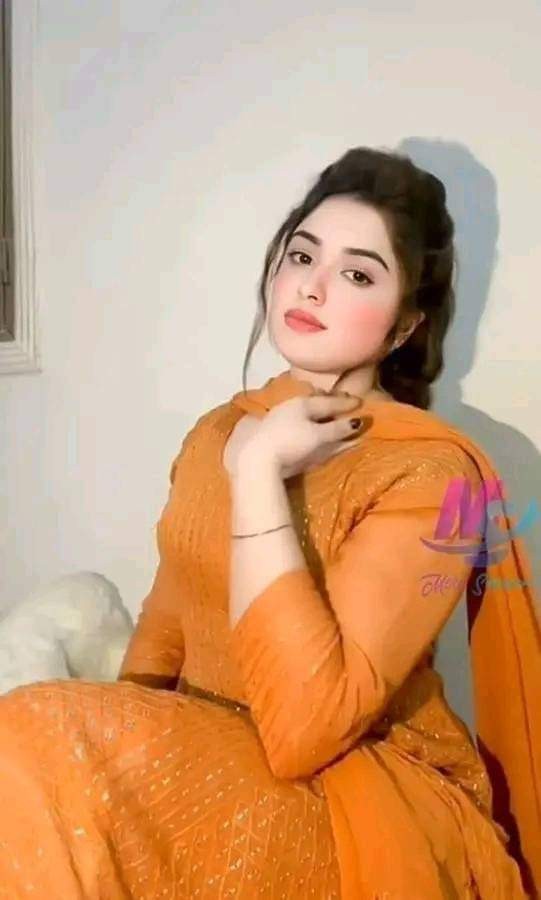 Lahore Escorts service available 0329-8005087