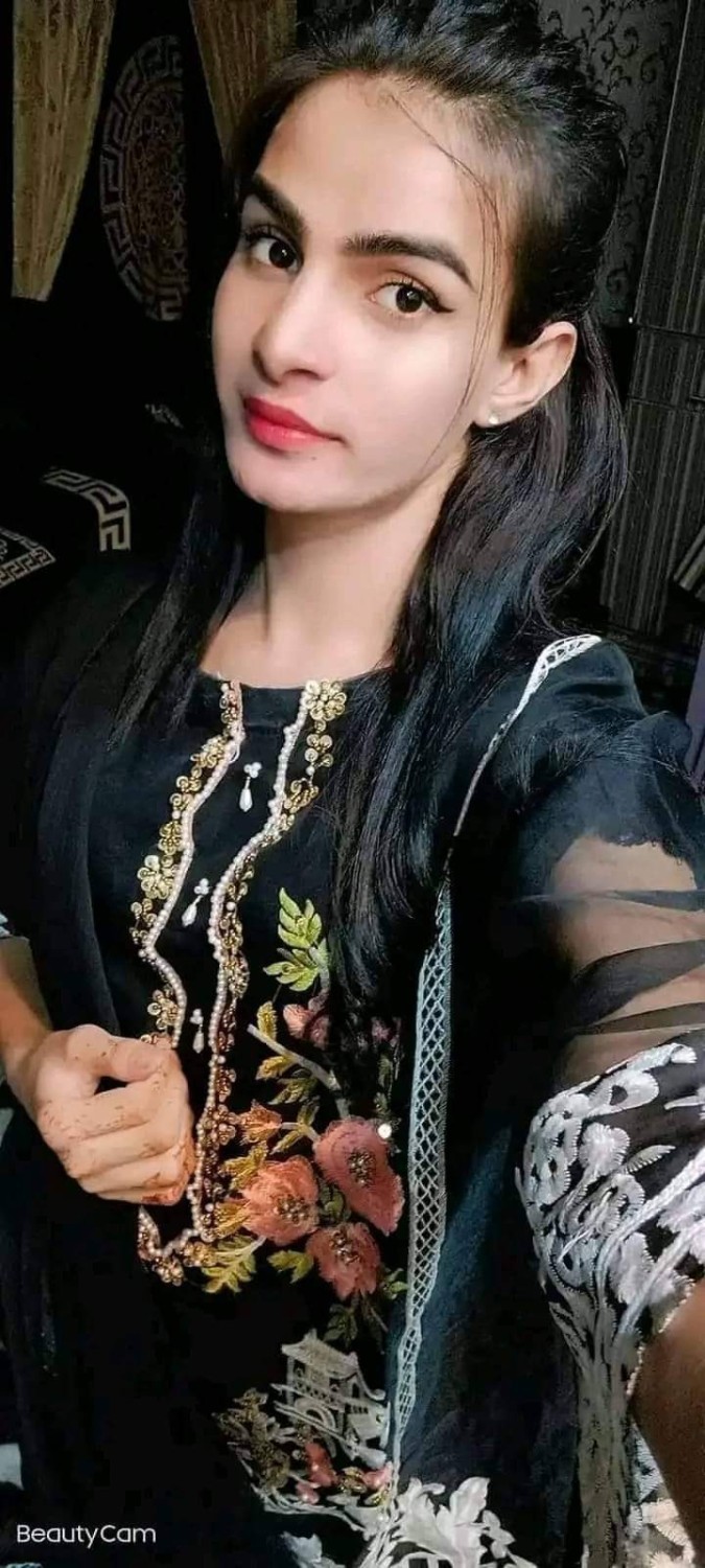 Girl service available hai video call service 03276971102