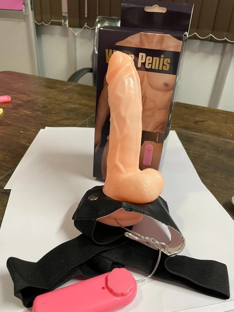 6-inch-strap-on-dildo-strap-on-sex-toy-in-pakistan-03009757758-small-0