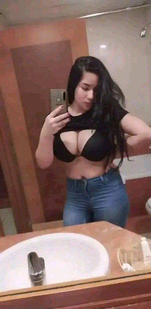 Sexy video call service available full nude with face watsapp contact 03285462319