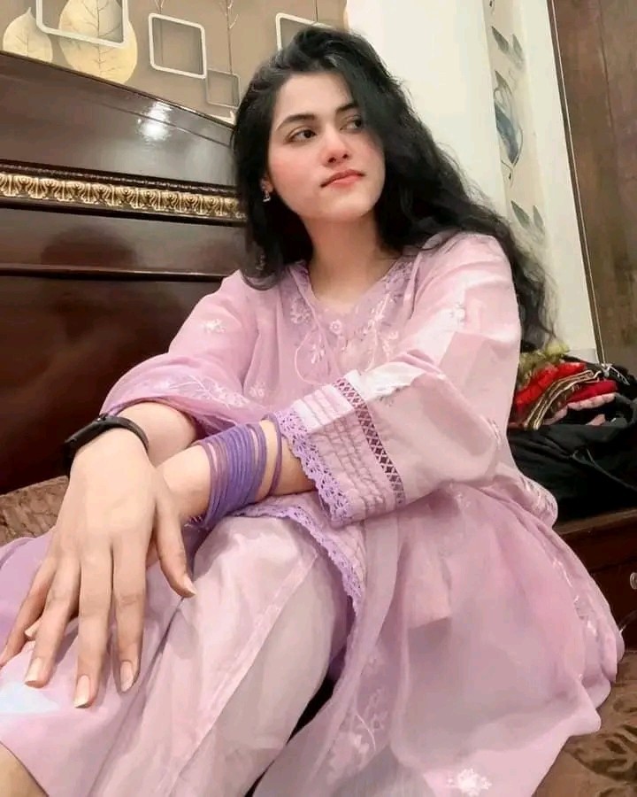 Video call service available my WhatsApp number 03098359088