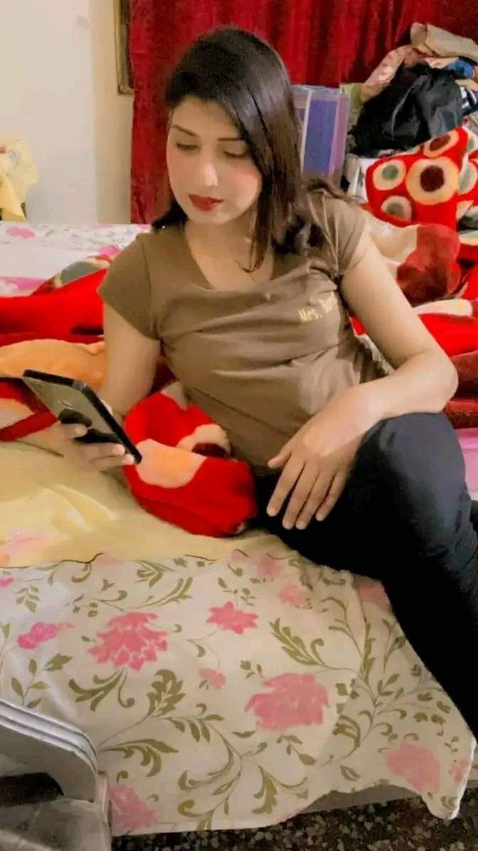 Live video call service available I am independent girl contact 03496115945