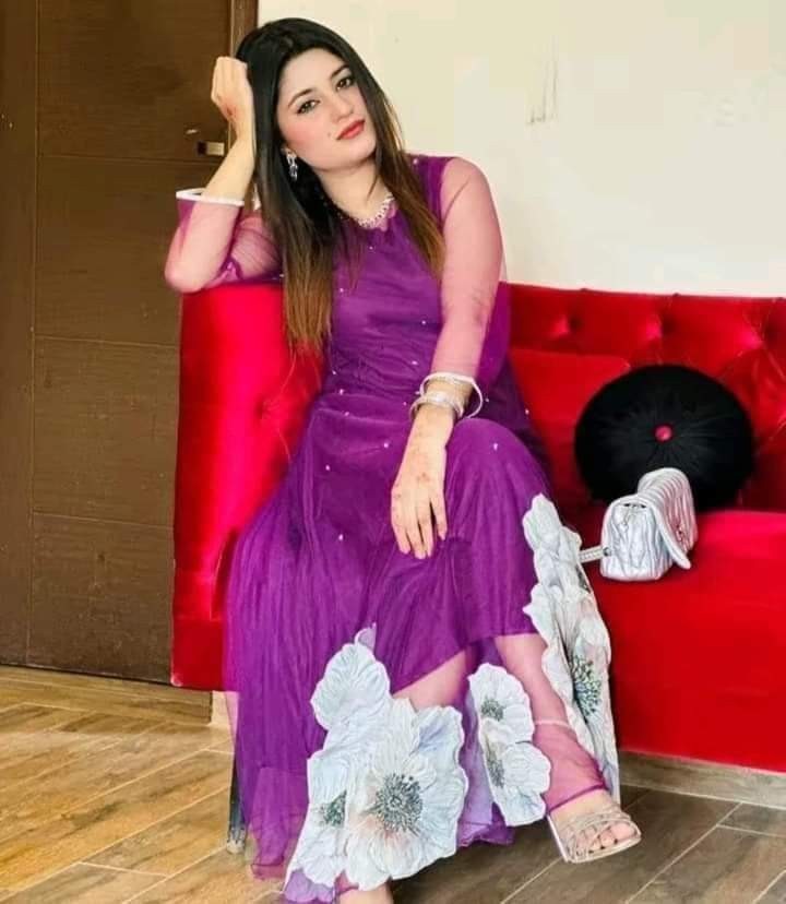 Live video call service available I am independent girl contact 03496115945