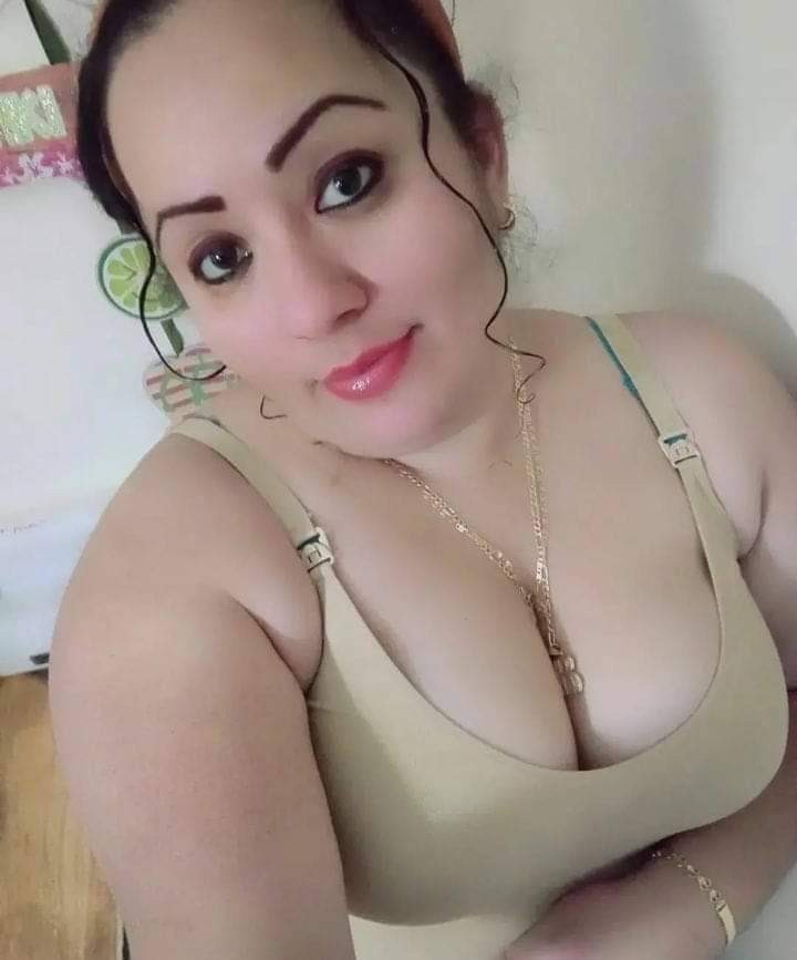 Sexy video call service available full nude with face watsapp contact 03096772478