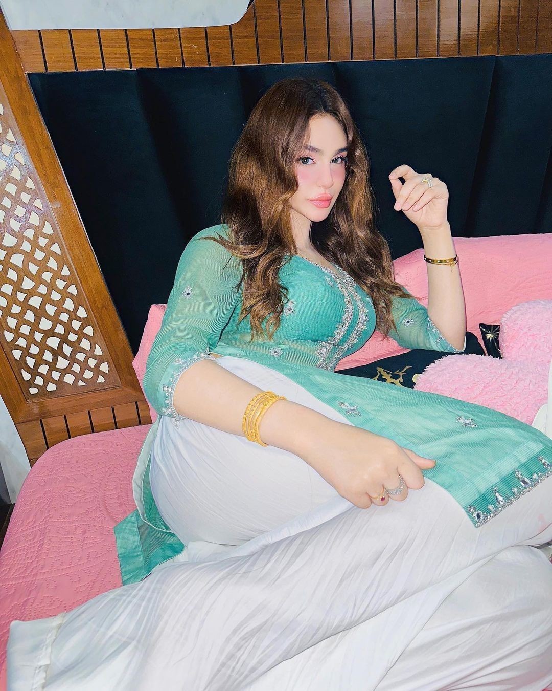 dha-lahore-massage-center-neat-clean-girls-lahore-5ee-small-1