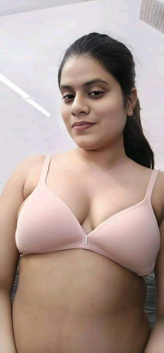 Sexy video call service available full nude with face watsapp contact 03166438294