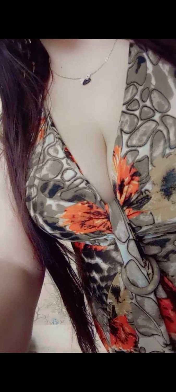 03278755016 new vip girls available for sex and full body massage and live video call sex available