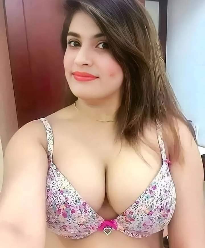 Nude video call service. Whatsapp:03056981711