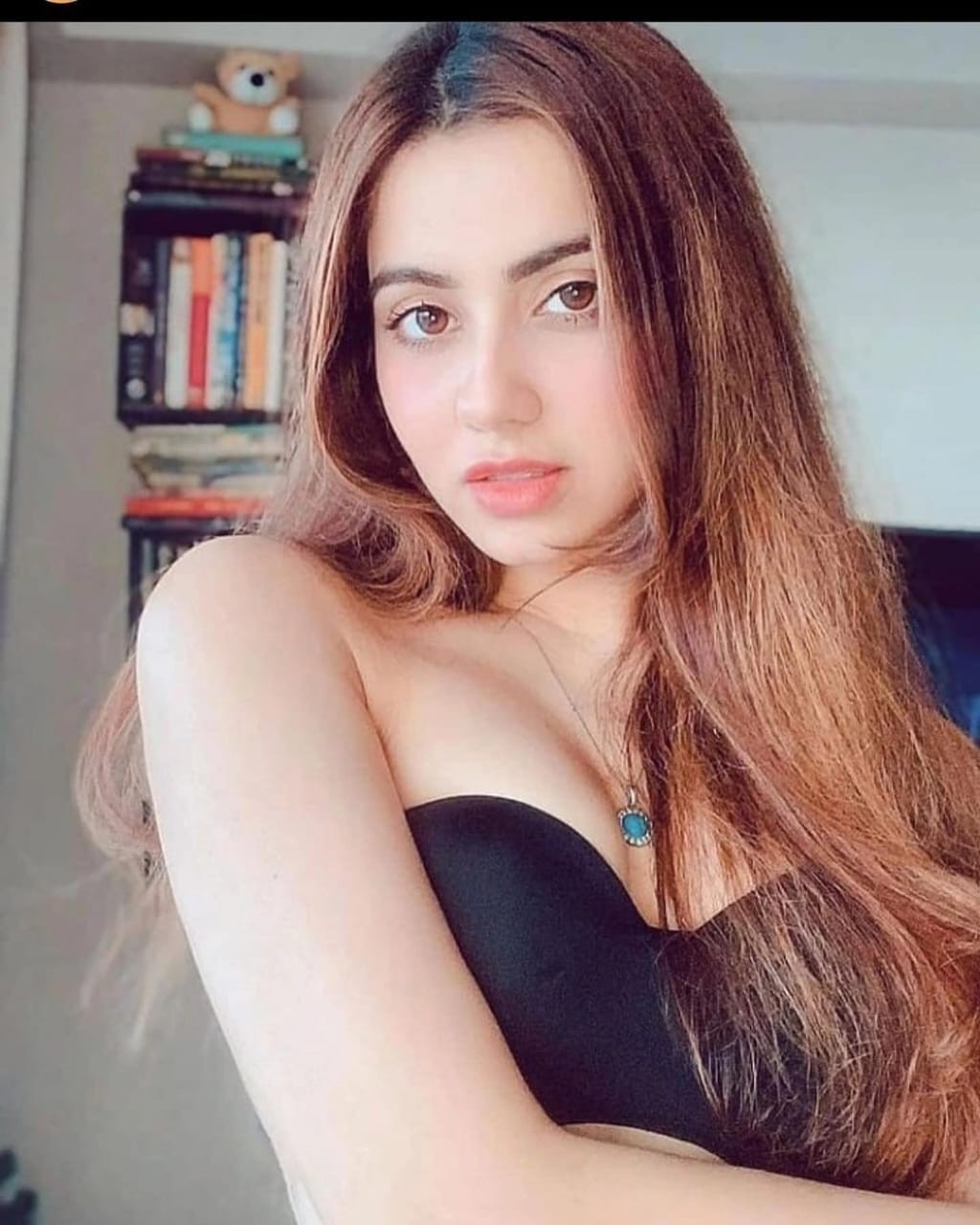 Cam service night booking video call delivery 03288596427. Connect me WhatsApp number