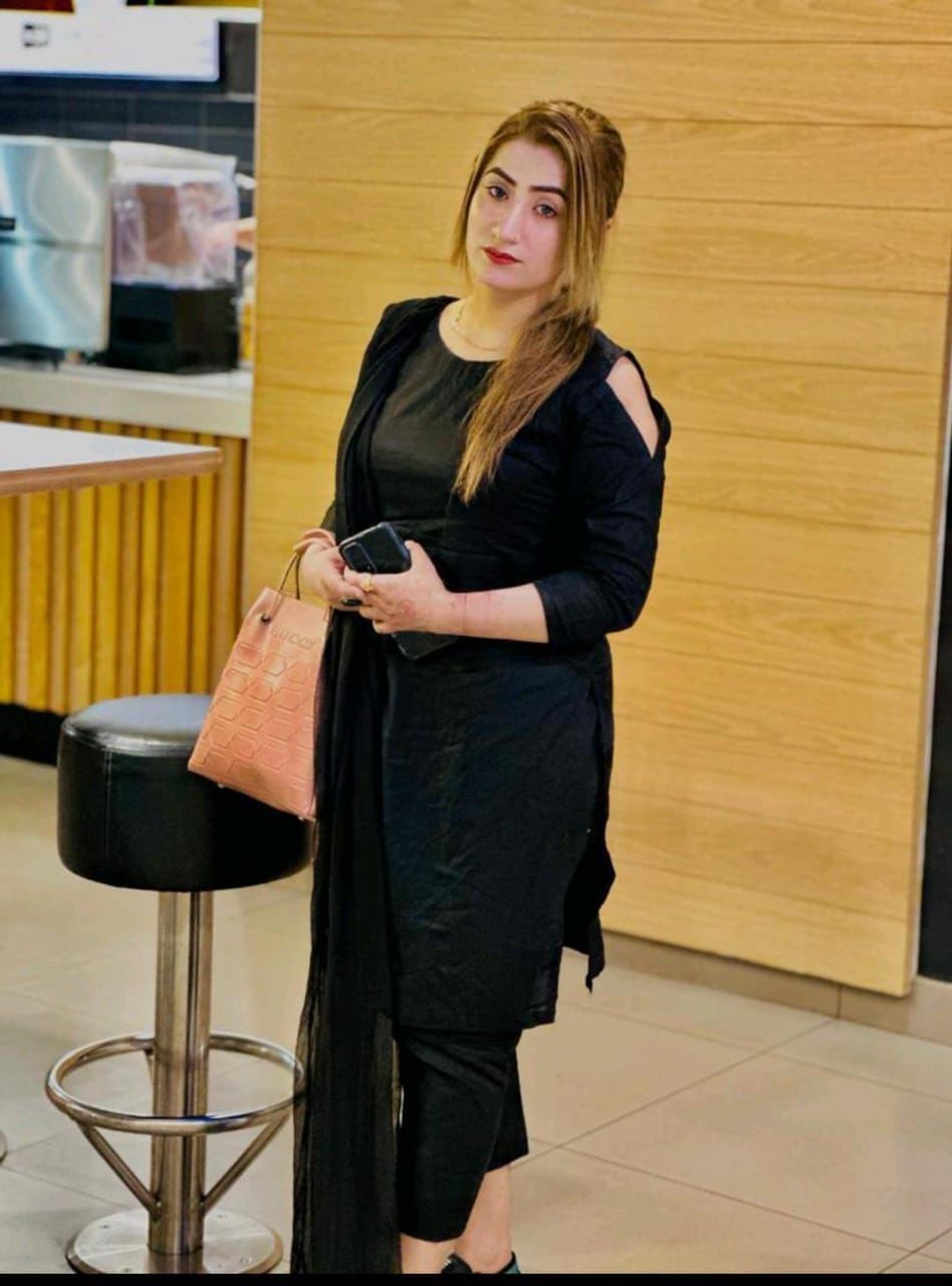 Cam service night booking video call delivery 03288596427. Connect me WhatsApp number