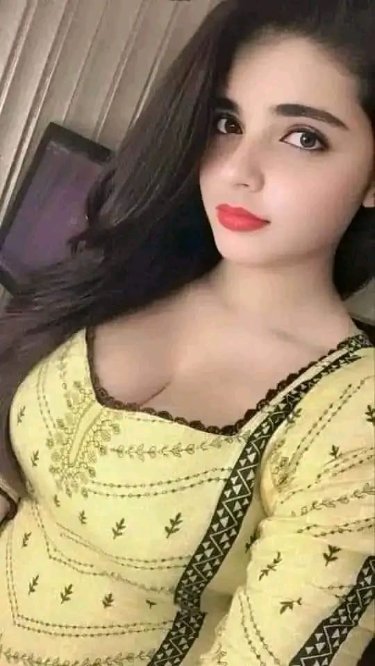 100% jeniun girl available Anytime Home Delivery Video call service Available just contact whatsap