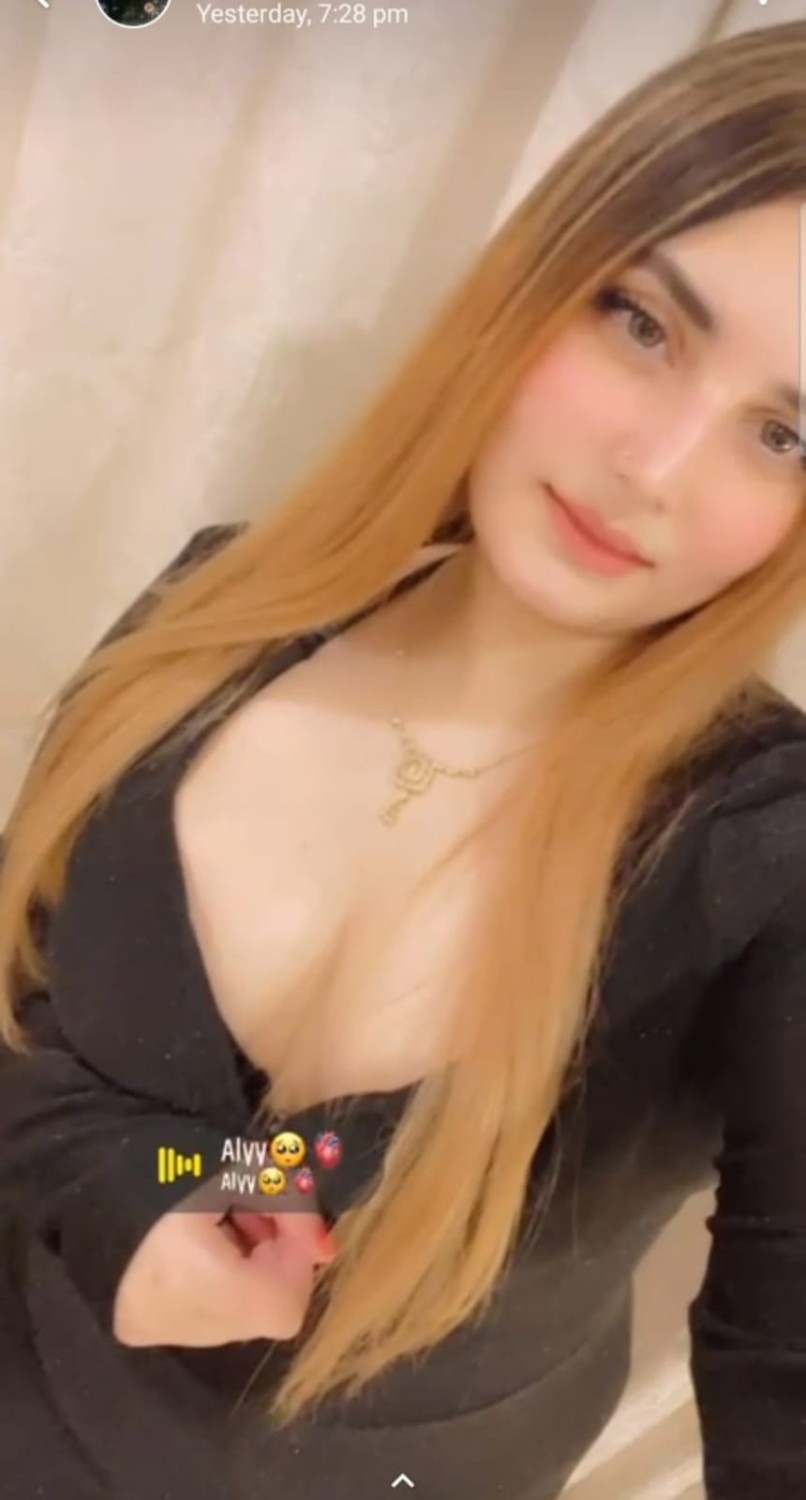 100% jeniun girl available Anytime Home Delivery Video call service Available just contact whatsap