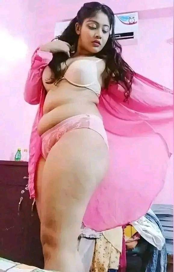 100% jeniun girl available Anytime Home Delivery Video call service Available just contact whatsap