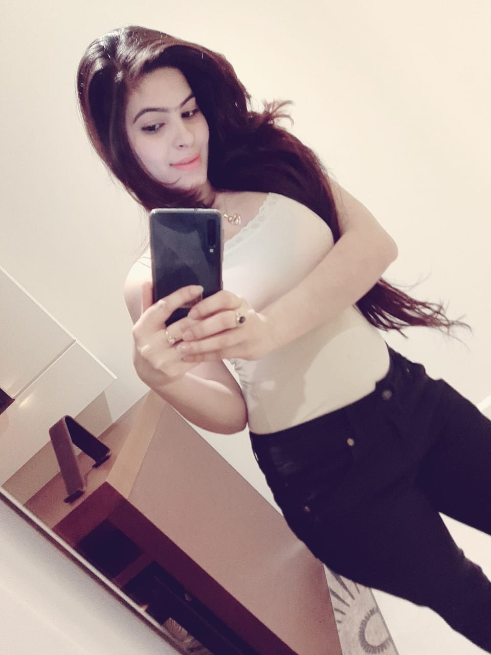 miss-neallum-03090005422-vip-luxury-genuine-escort-in-lahore-small-4