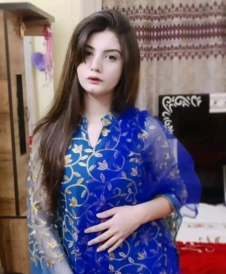 Massage centre available girls WhatsApp number 03081904758