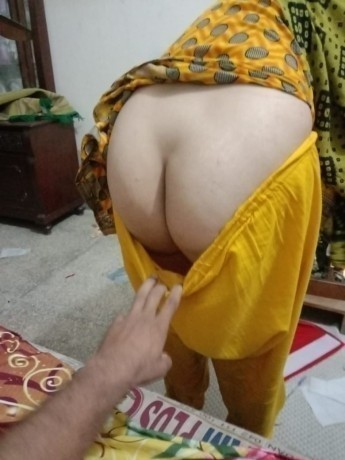 rabia-khan-cam-fun-what-app-03286912388-payment-fist-big-0