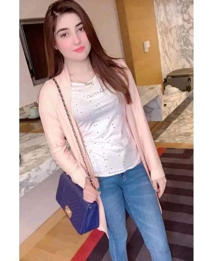 Girl service available ha Whatsapp number,03285870514