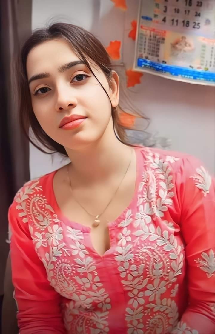 Girl service available ha Whatsapp number 03285870514