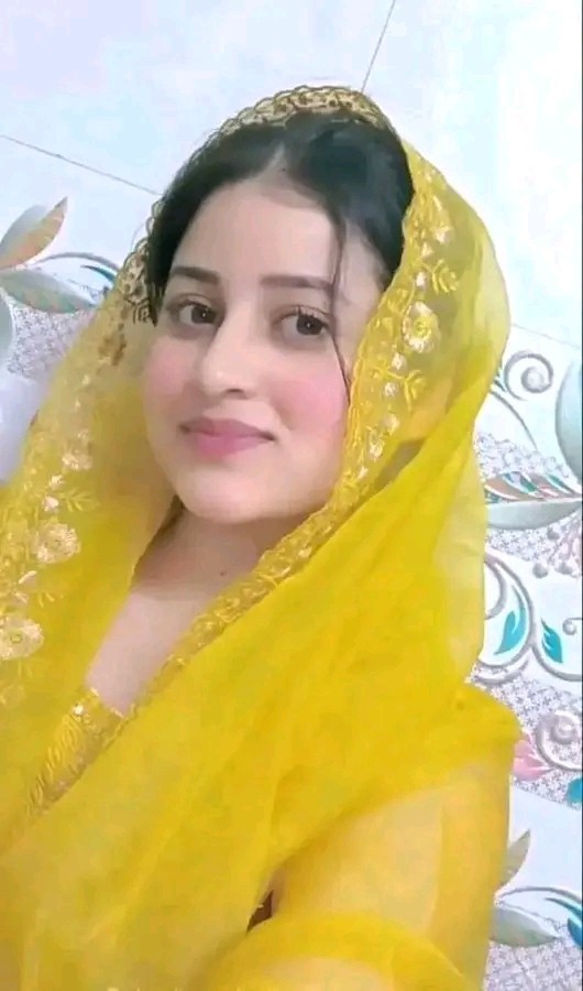 Video call service available my WhatsApp number 03098359088